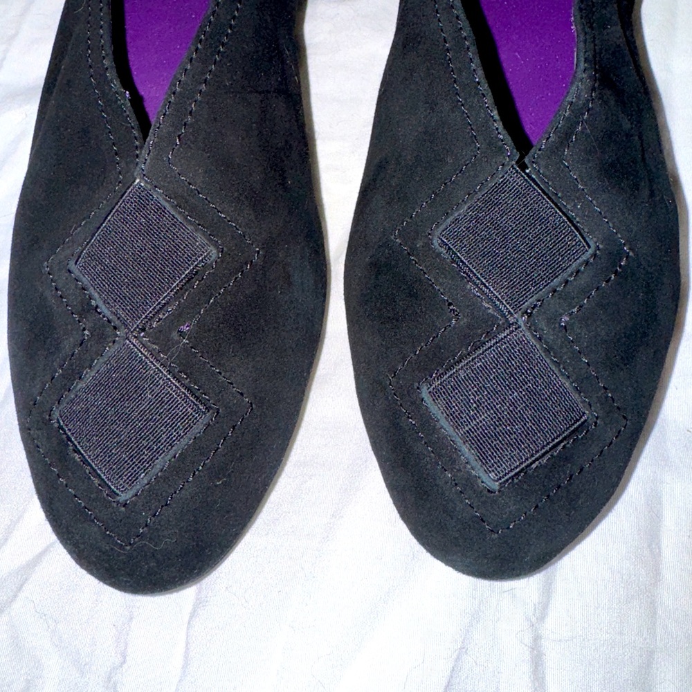 Vaneli Black suede flats